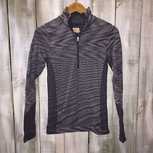 Athleta Pullover 1/2 ZipWomen's XS Running Top Gray Striped Thumb Holes